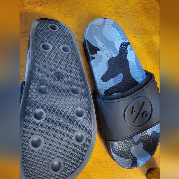 Asher Golf Men's Slide Sandals - Picture 4 of 5